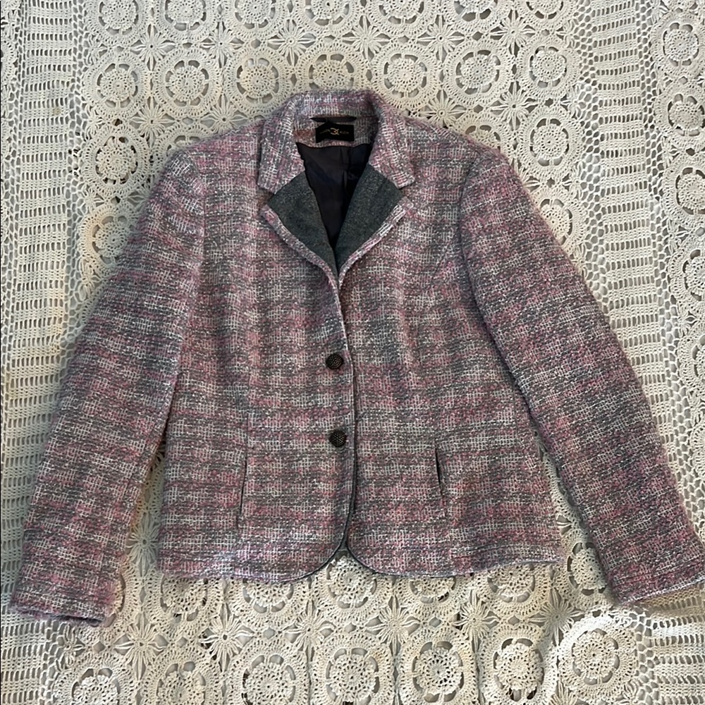 Pink and Gray Tweed Blazer with Classic Tailoring